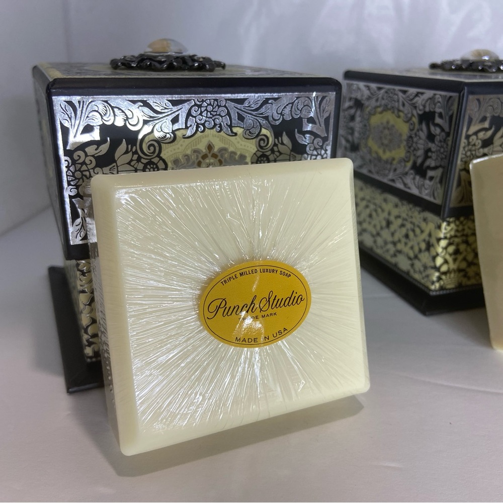 Punch Studio Honey Soap Bars Keepsake Gift Boxes, Soaps are New & Sealed - Picture 4 of 17